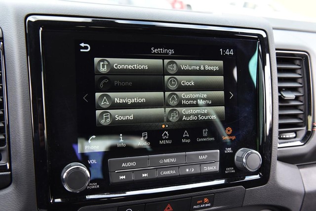 Nissan Frontier Vehicle Image 20