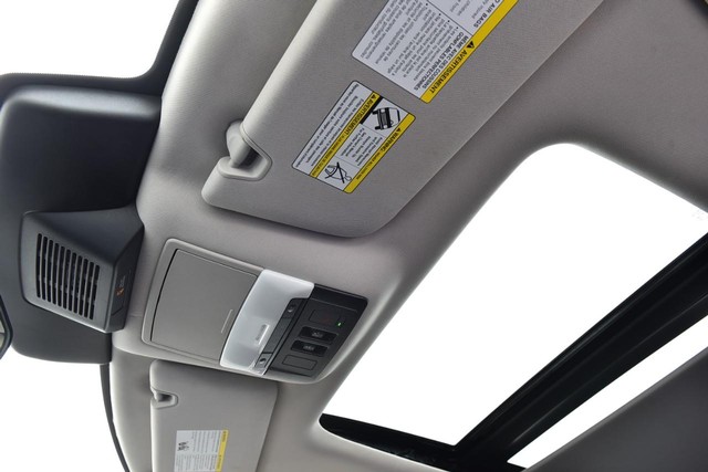 Nissan Pathfinder Vehicle Image 22