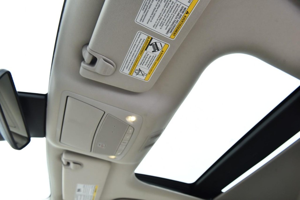 Nissan Murano Vehicle Image 26