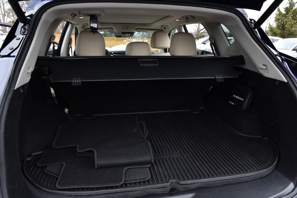 Nissan Murano Vehicle Image 29