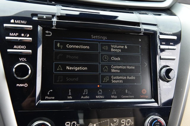 Nissan Murano Vehicle Image 19