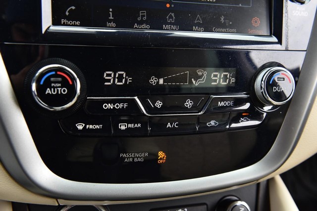 Nissan Murano Vehicle Image 20