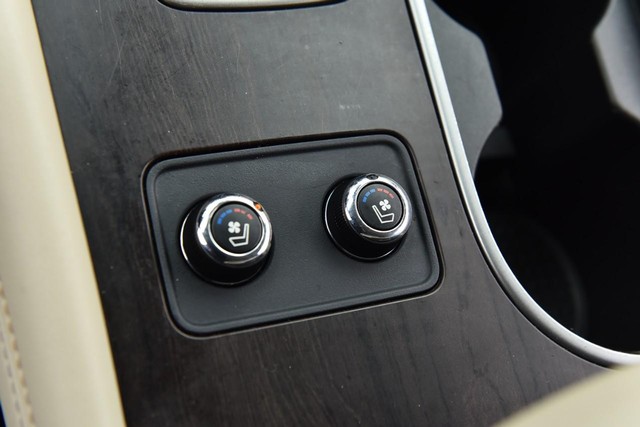 Nissan Murano Vehicle Image 22