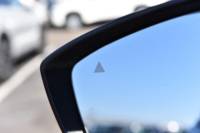 Mazda CX-50 Vehicle Image 10