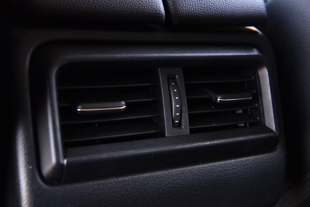 Mazda CX-50 Vehicle Image 23