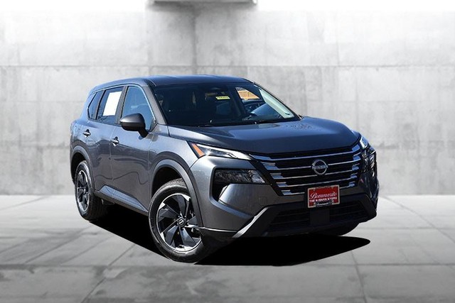 Nissan Rogue Vehicle Image 02