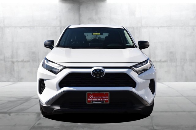 Toyota RAV4 Vehicle Image 04