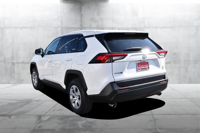 Toyota RAV4 Vehicle Image 07