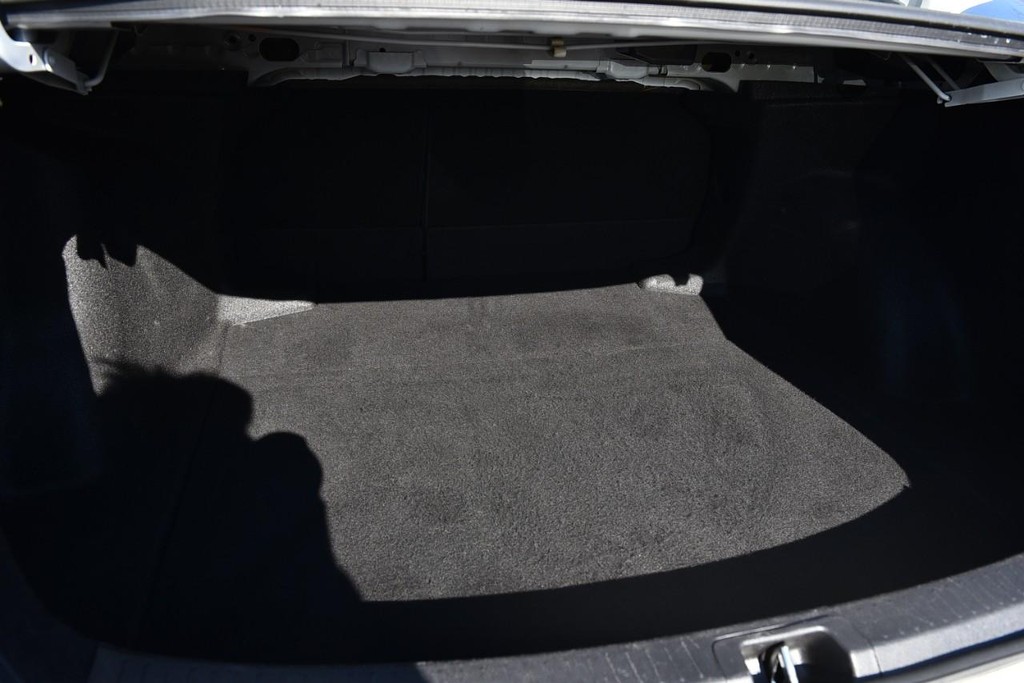 Toyota Corolla Vehicle Image 20