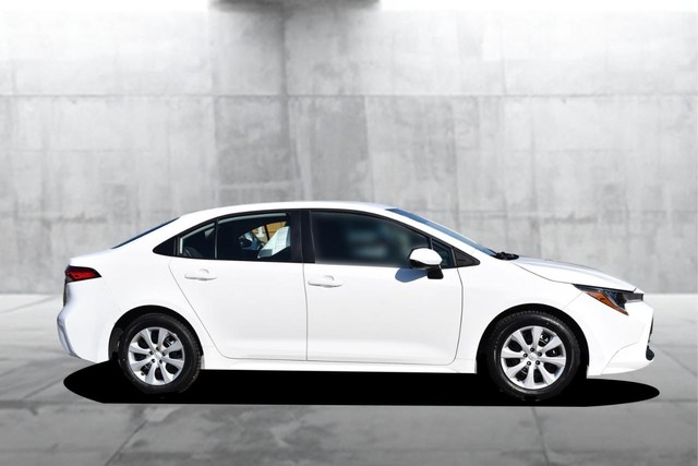 Toyota Corolla Vehicle Image 05