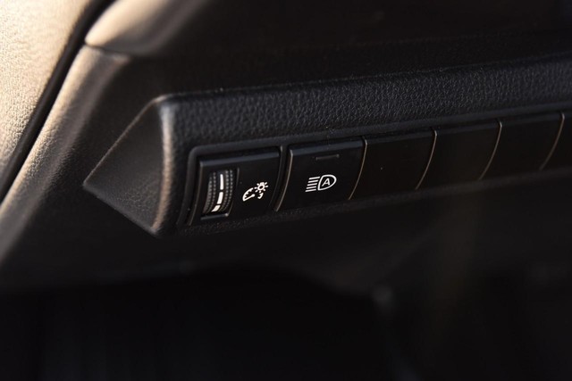 Toyota Corolla Vehicle Image 10