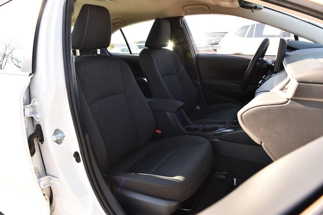 Toyota Corolla Vehicle Image 17