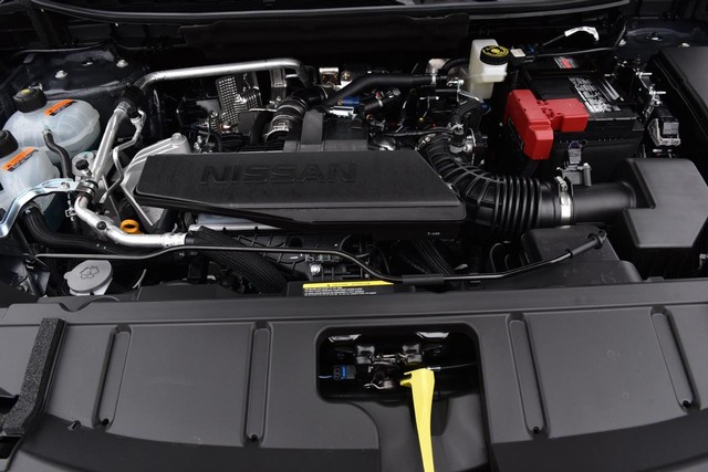 Nissan Rogue Vehicle Image 30