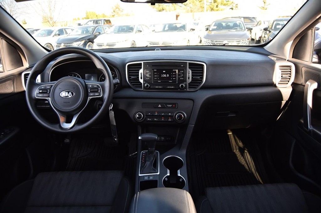 Kia Sportage Vehicle Image 08