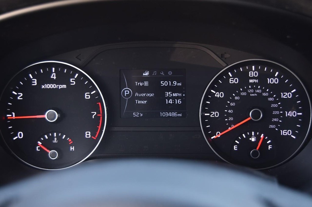 Kia Sportage Vehicle Image 11