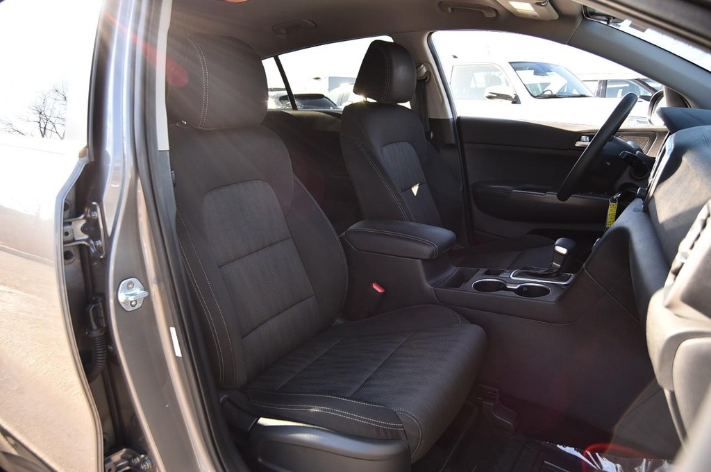 Kia Sportage Vehicle Image 19