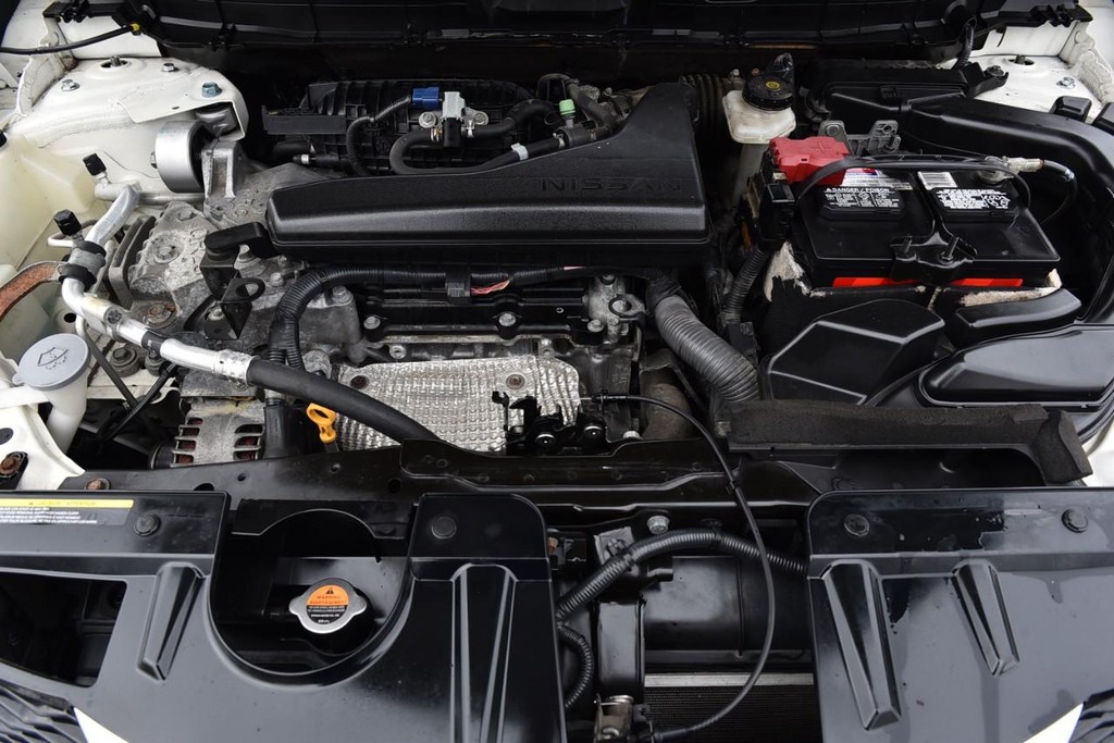 Nissan Rogue Vehicle Image 30