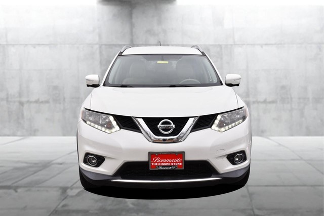 Nissan Rogue Vehicle Image 04