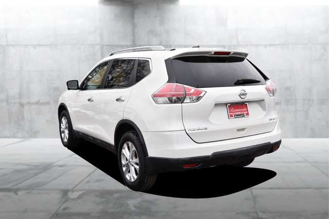 Nissan Rogue Vehicle Image 07