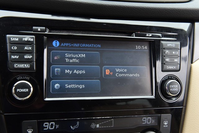 Nissan Rogue Vehicle Image 18