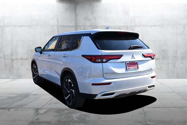 Mitsubishi Outlander Vehicle Image 07