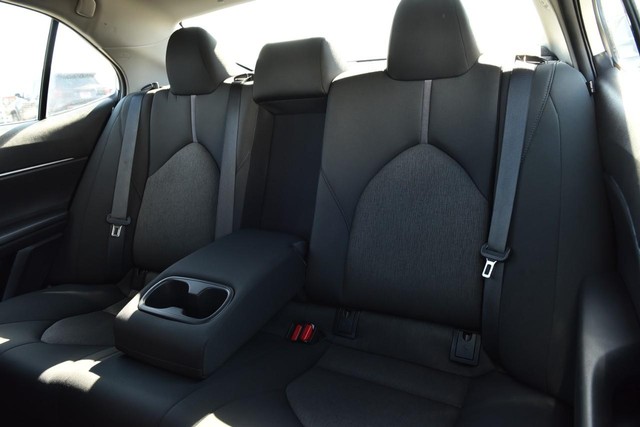 Toyota Camry Vehicle Image 20