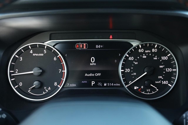 Nissan Rogue Vehicle Image 10
