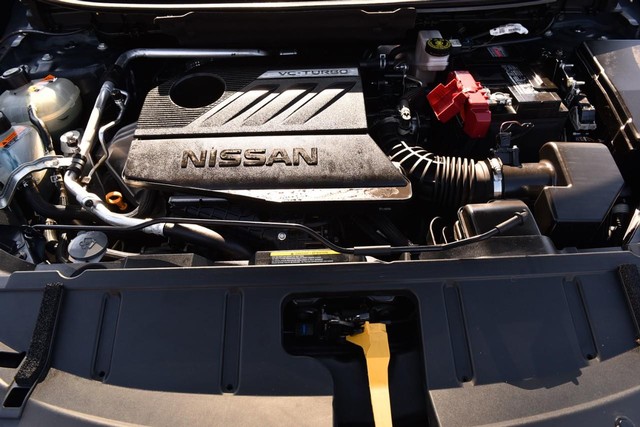 Nissan Rogue Vehicle Image 24
