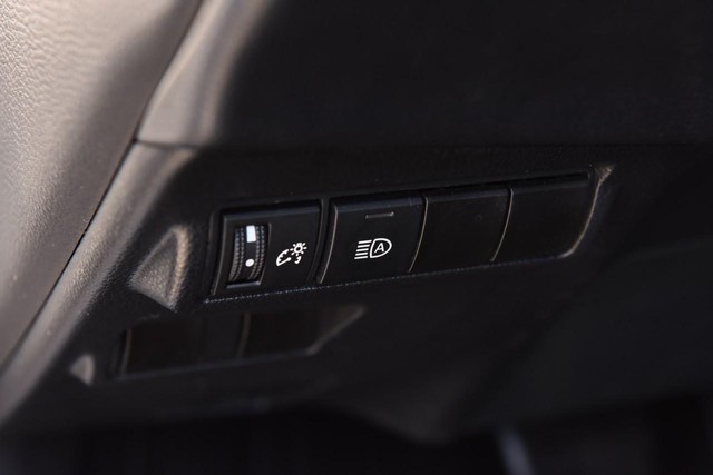 Toyota Corolla Cross Vehicle Image 11