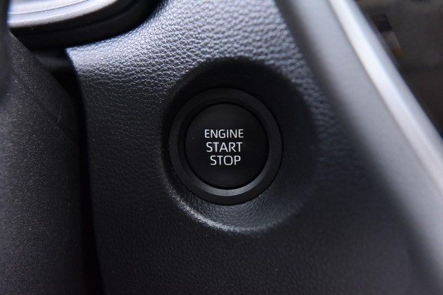 Toyota Corolla Cross Vehicle Image 17