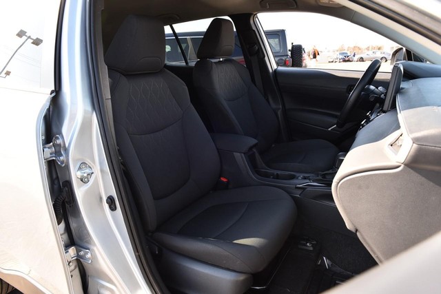 Toyota Corolla Cross Vehicle Image 20