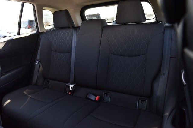 Toyota Corolla Cross Vehicle Image 21