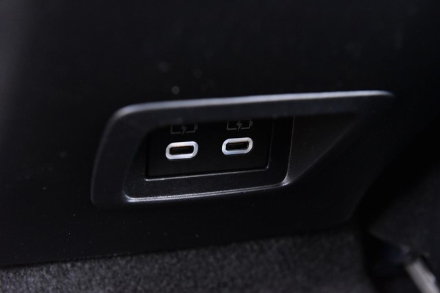 Toyota Corolla Cross Vehicle Image 23