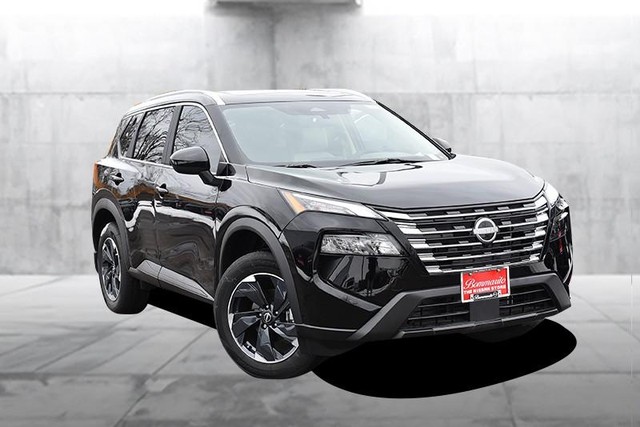 Nissan Rogue Vehicle Image 02