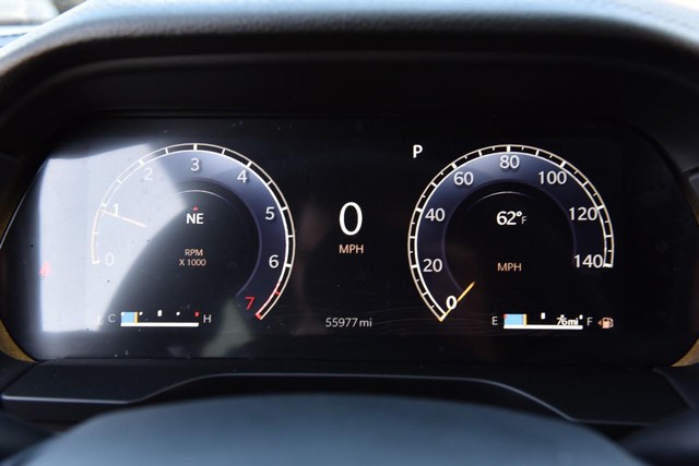 Jeep Grand Cherokee L Vehicle Image 14