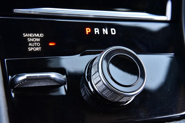 Jeep Grand Cherokee L Vehicle Image 23