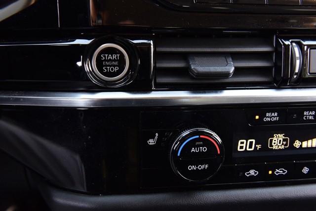 Nissan Pathfinder Vehicle Image 18