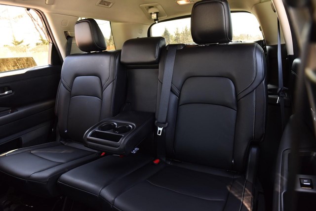 Nissan Pathfinder Vehicle Image 25