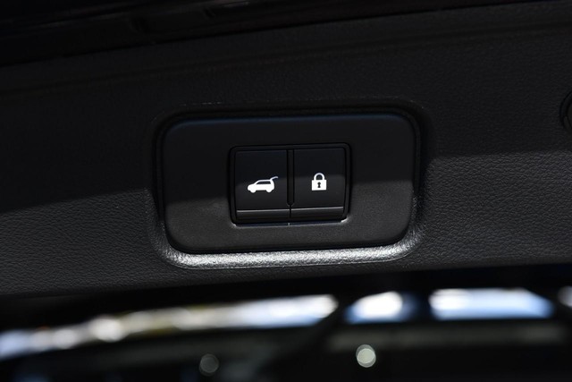 Nissan Pathfinder Vehicle Image 30