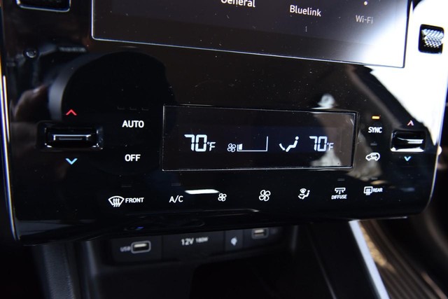 Hyundai Tucson Vehicle Image 15