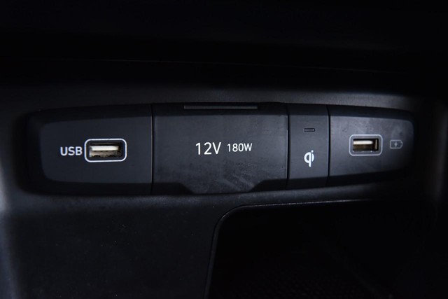 Hyundai Tucson Vehicle Image 16