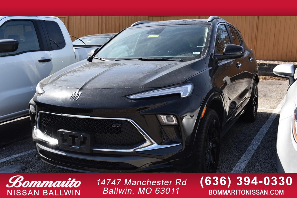 Buick Encore GX Vehicle Full-screen Gallery Image 01