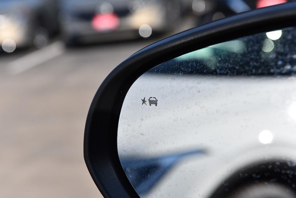 Buick Encore GX Vehicle Image 10