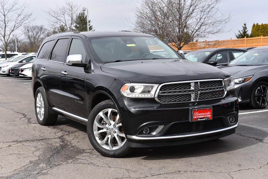Dodge Durango Vehicle Full-screen Gallery Image 2