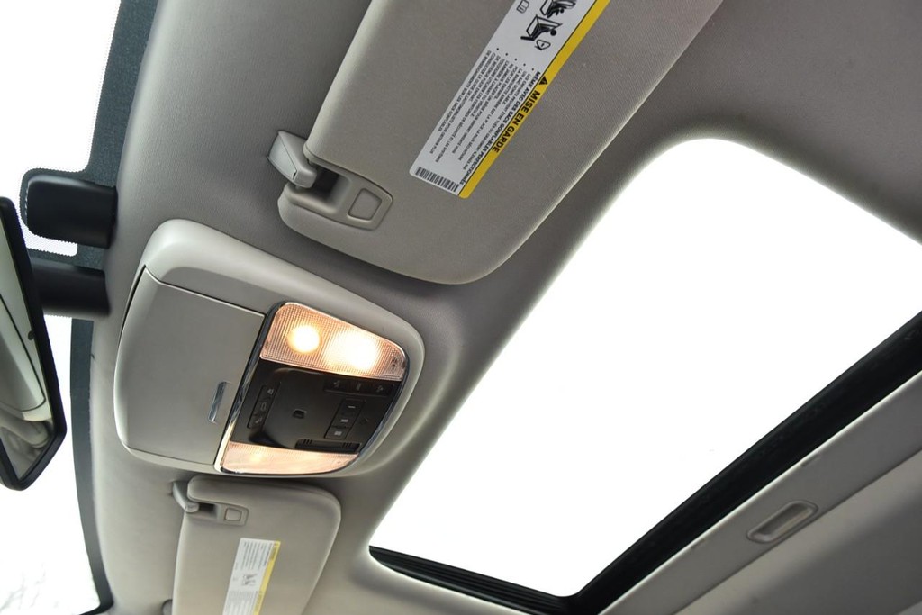 Dodge Durango Vehicle Full-screen Gallery Image 24