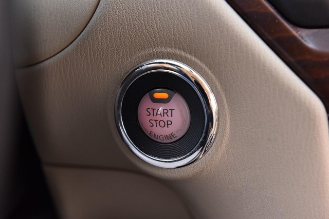 Nissan Pathfinder Vehicle Image 25