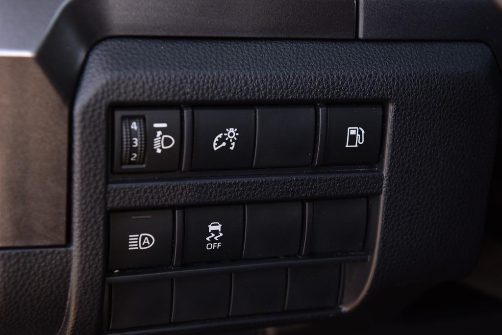 Toyota 4Runner Vehicle Image 11