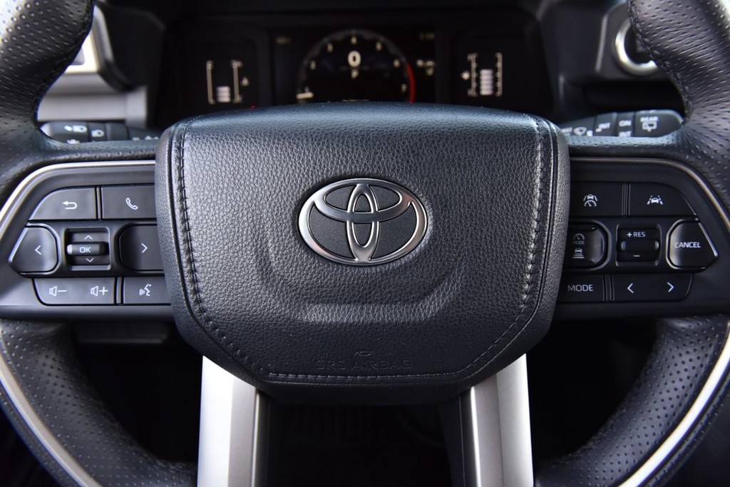 Toyota 4Runner Vehicle Image 19