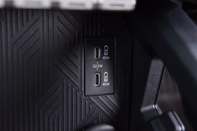 Toyota 4Runner Vehicle Image 16