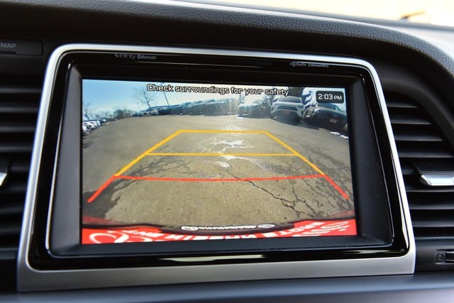 Hyundai Sonata Vehicle Image 15